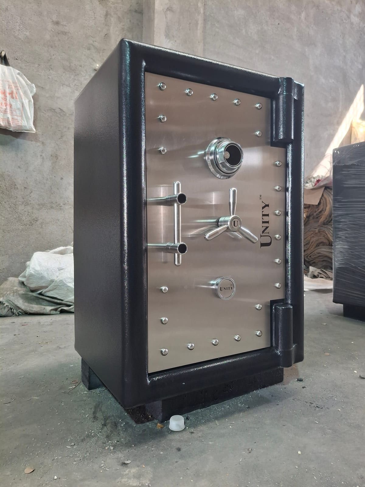 Biometric Cash Depository Interface Unit