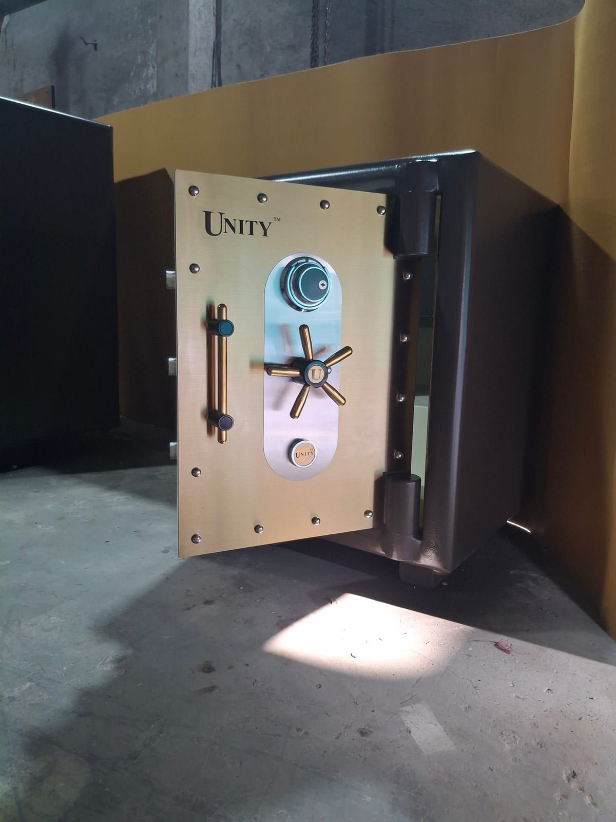 Shooting Bolt Guide Plate Machining