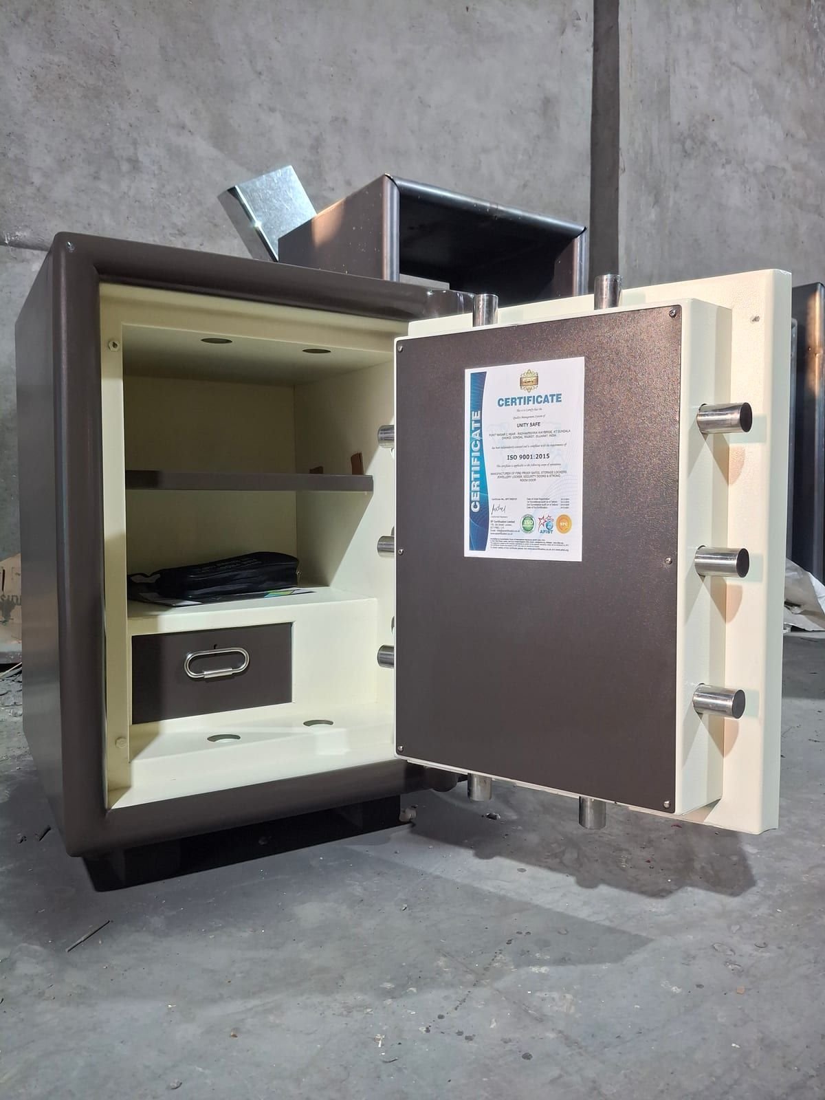 Standard Safe 30-24-24 (Four Side)