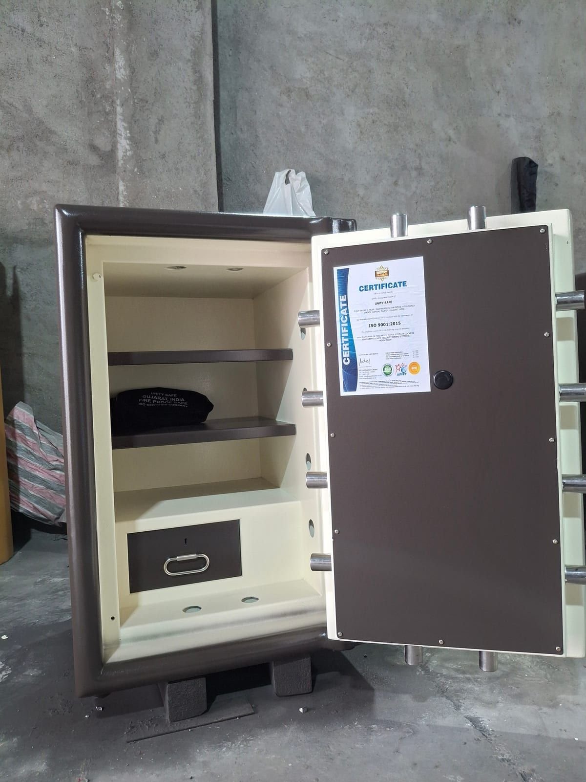 Standard Safe 36-24-24 (Four Side)